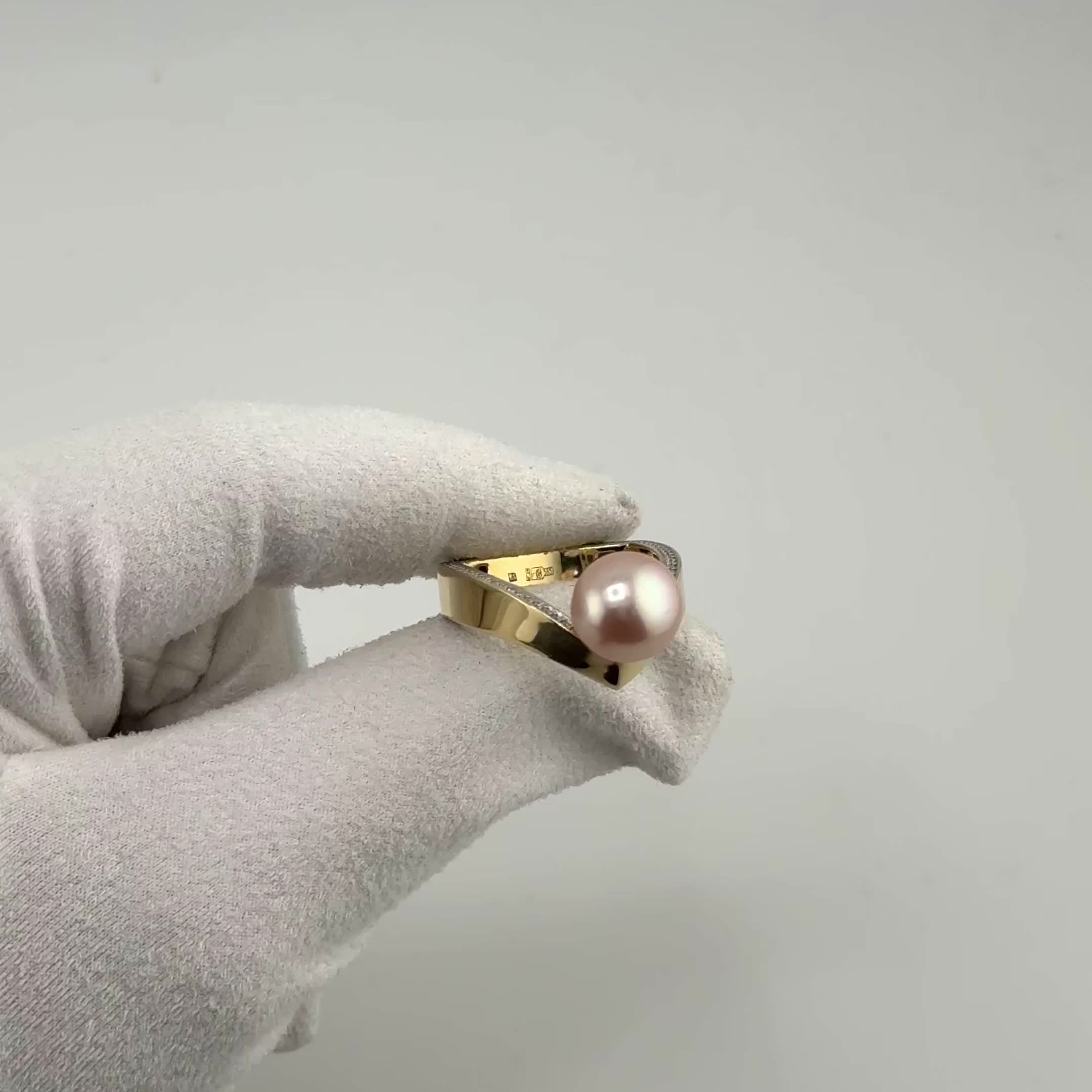 Кольцо с жемчугом и бриллиантами из желтого золота 585 пробы арт. 41014.8БрYEd3D11