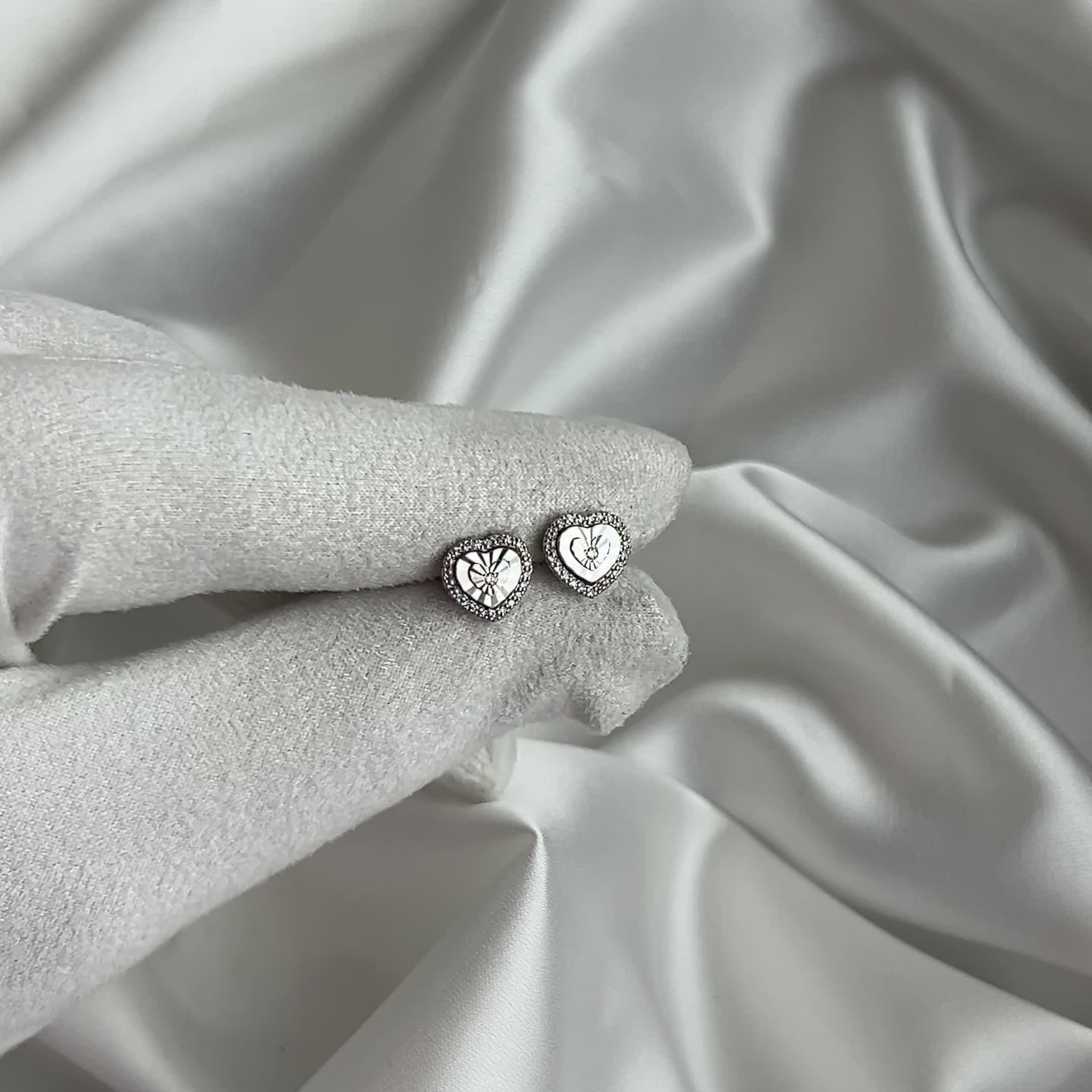 Серьги "Сердце" с бриллиантами из белого золота 585 пробы арт. 5-7261-103И1-2Б