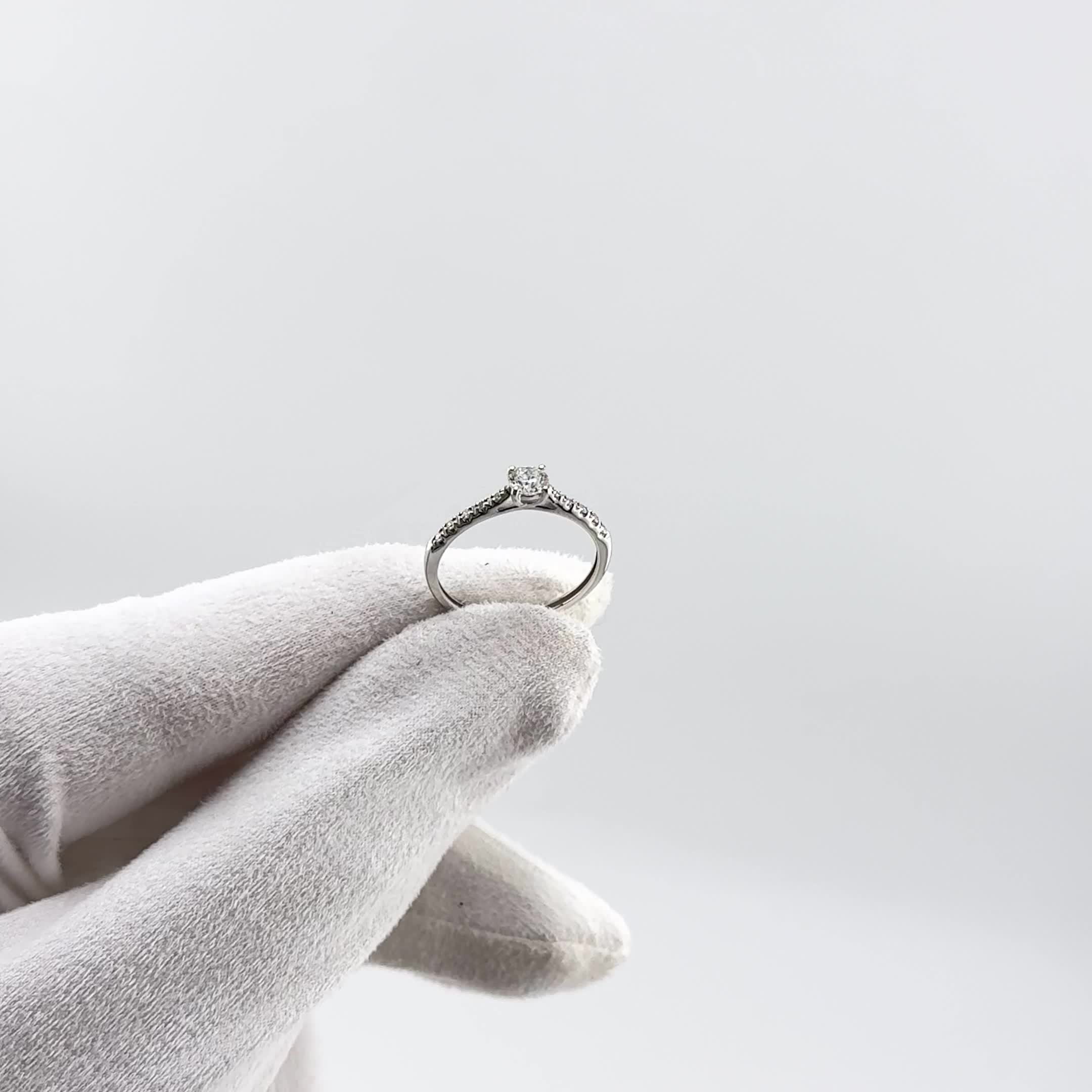 Кольцо с бриллиантами из белого золота 585 пробы арт. 52-210-02416-1