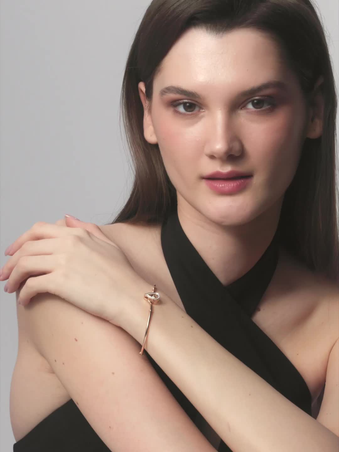 Браслет с танцующим бриллиантом из золота 585 пробы арт. 55864-100