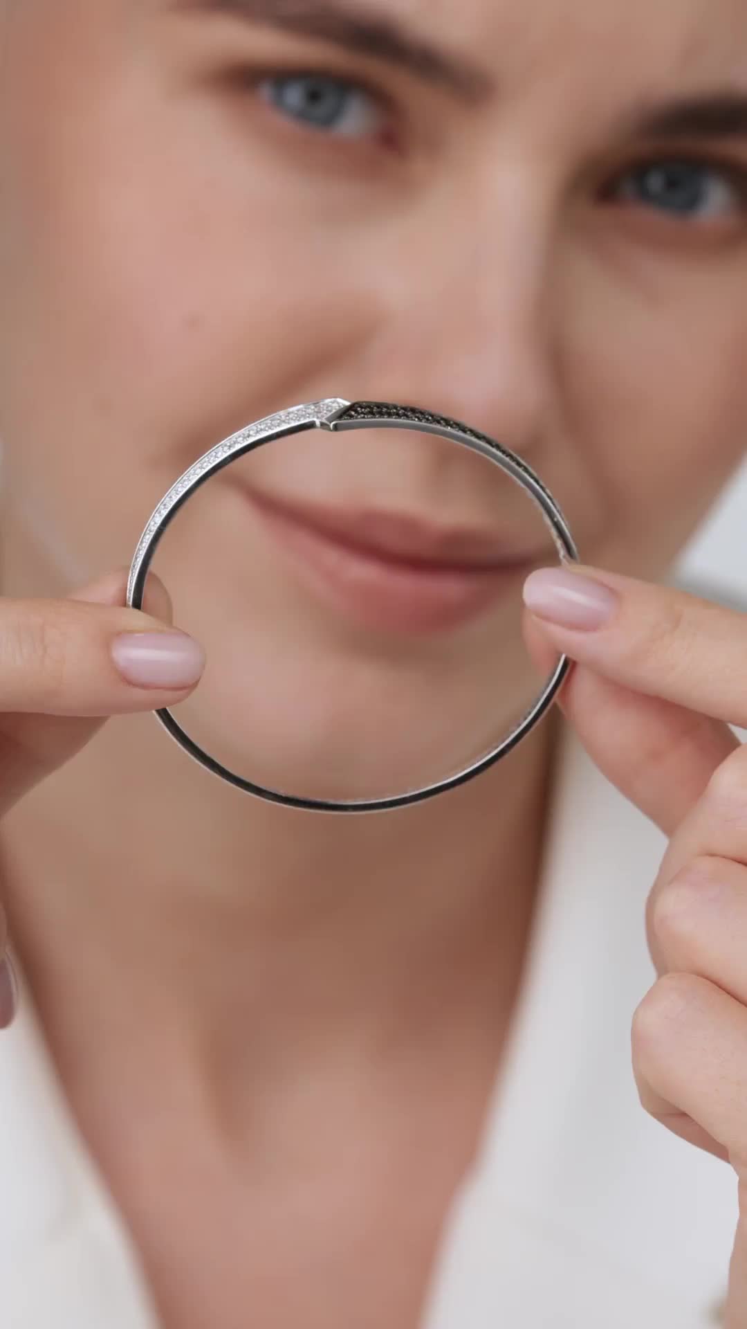 Браслет с бриллиантами из белого золота 585 пробы арт. 56211-213