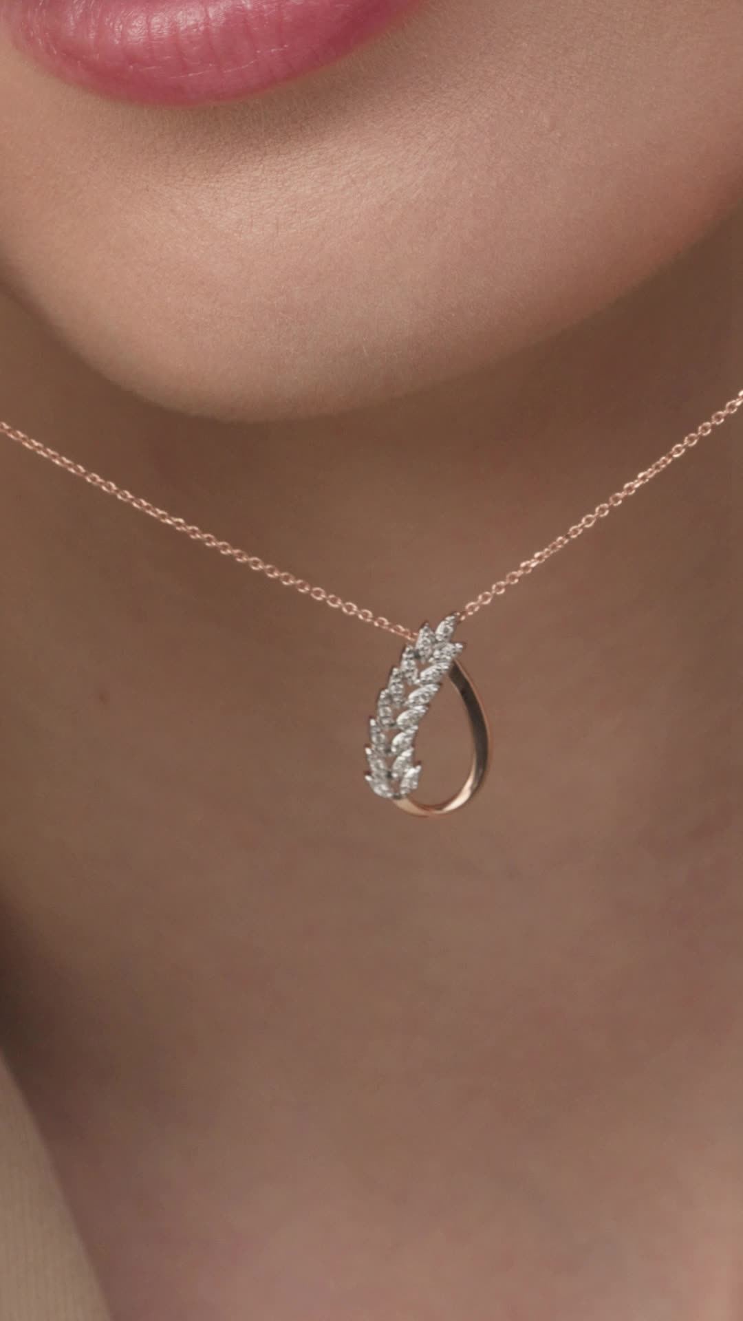 Колье с бриллиантами из золота 585 пробы арт. 64422-100