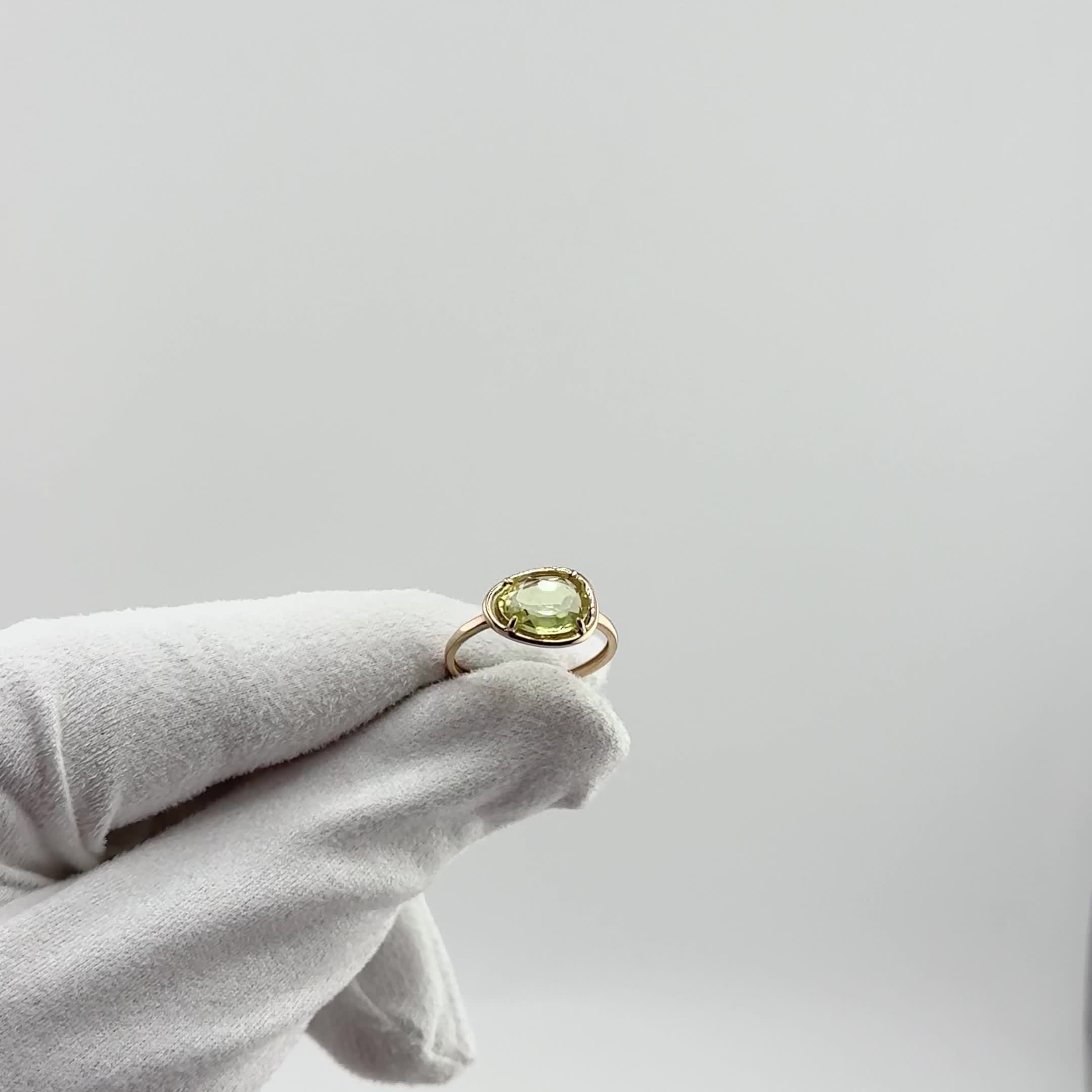 Кольцо с кварцем из золота 585 пробы арт. 65027411.1