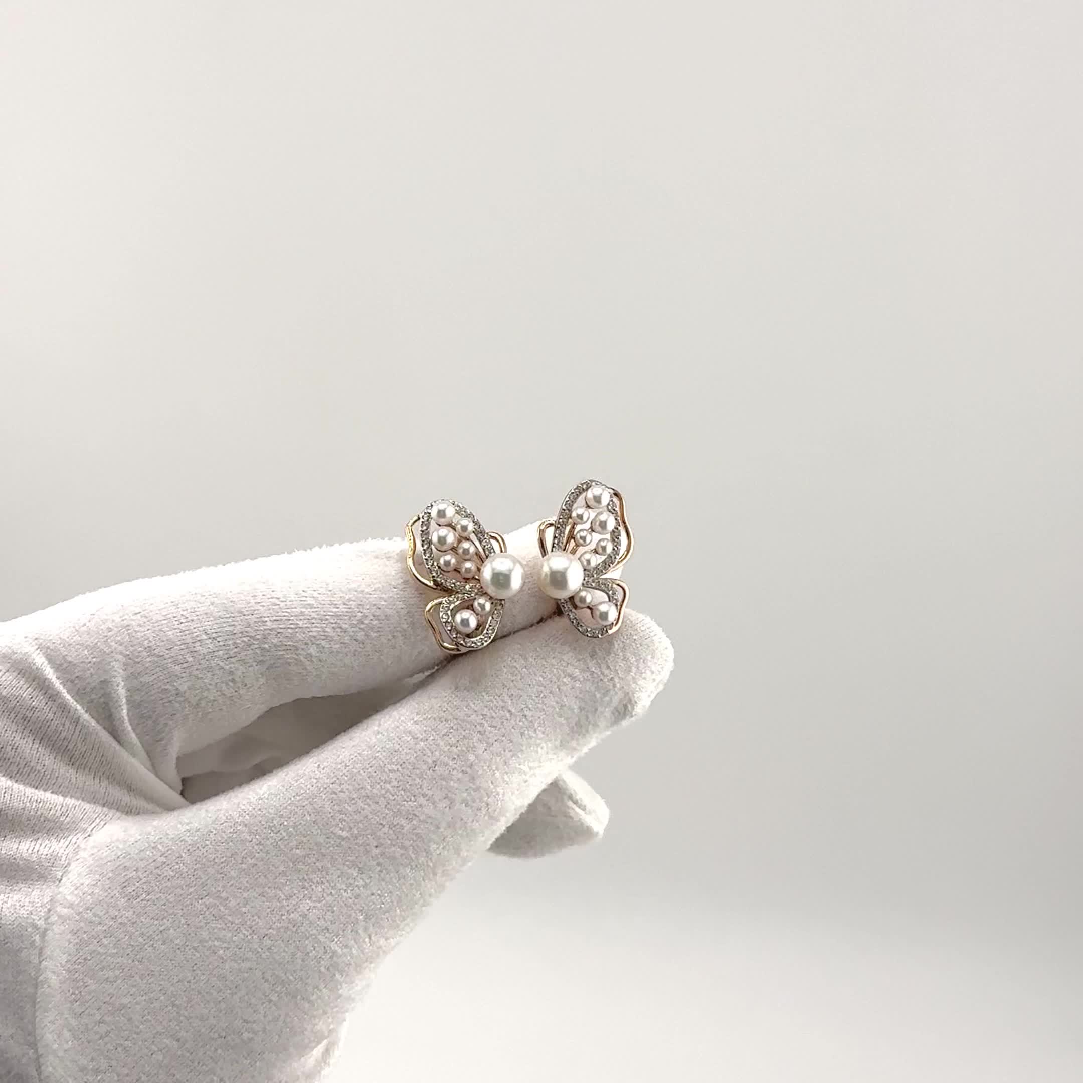 Серьги "Бабочки" с жемчугом и фианитами из золота 585 пробы арт. 792438