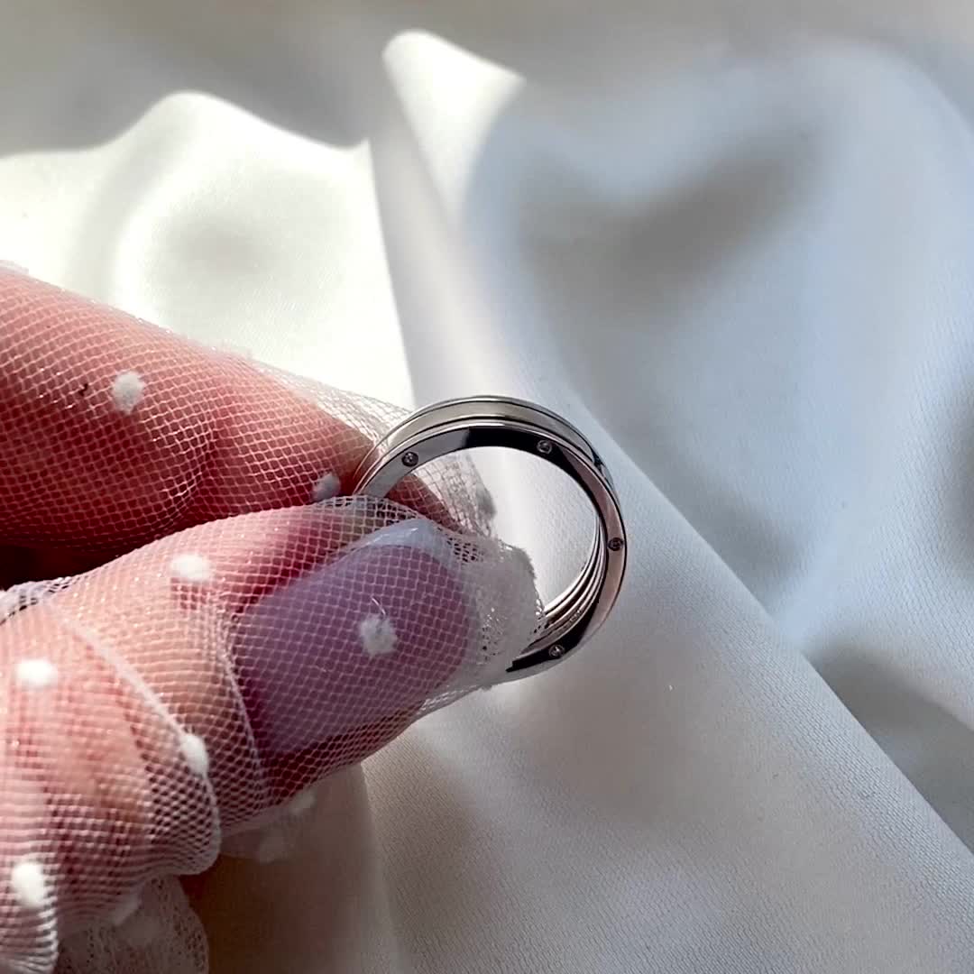 Кольцо с бриллиантами из белого золота 585 пробы арт. 928-11001