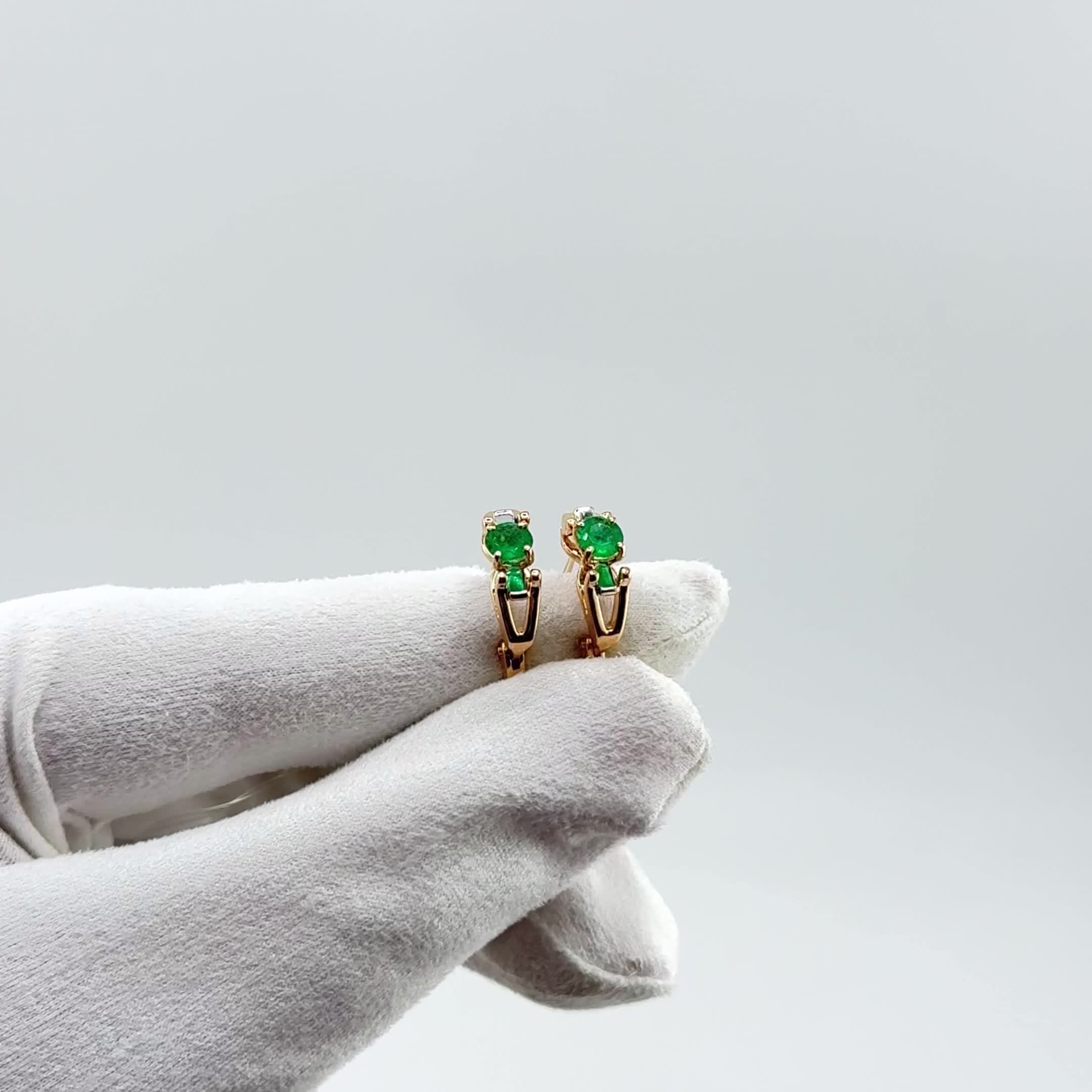 Серьги с изумрудами из золота 585 пробы арт. 942336к.1
