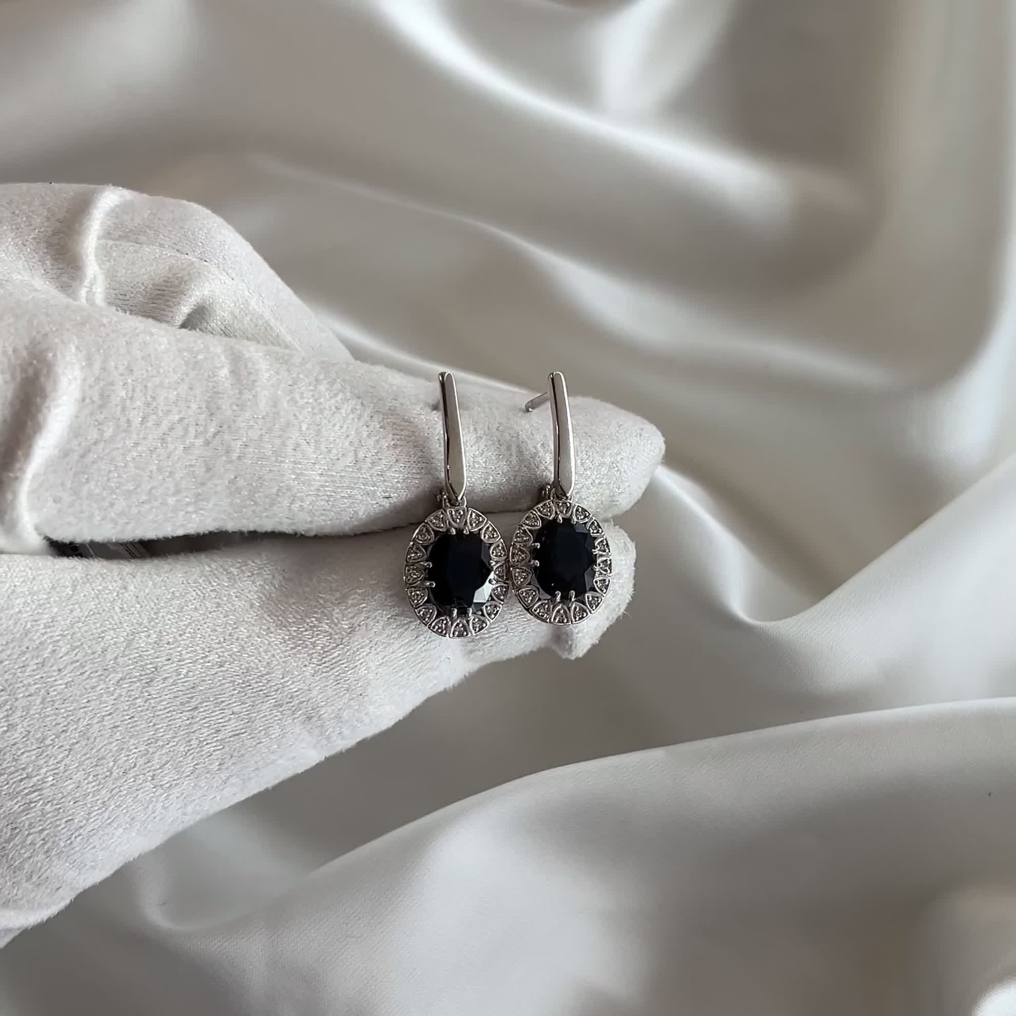 Серьги с сапфирами и бриллиантами из белого золота 585 пробы арт. 942775.2