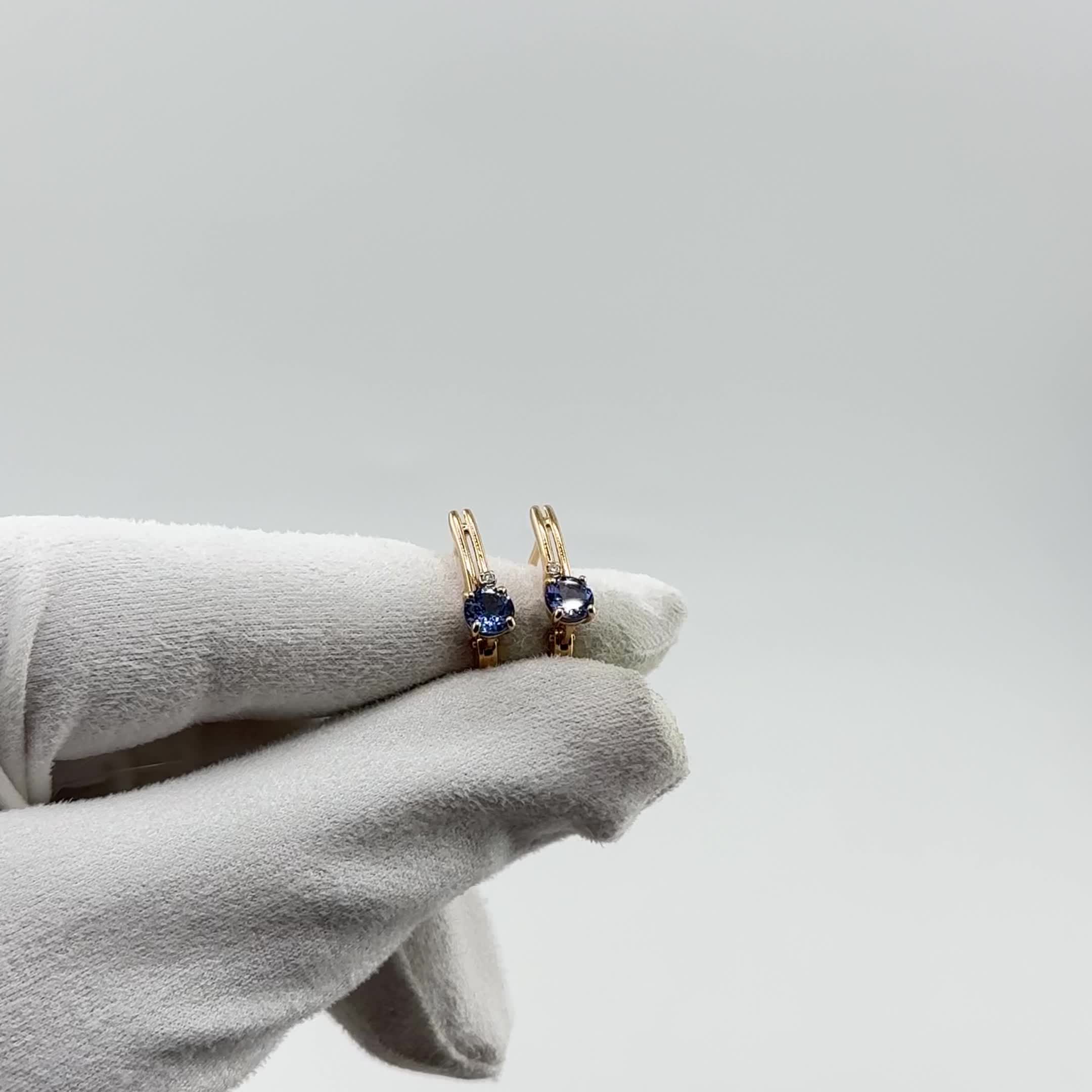 Серьги с бриллиантами и танзанитом из золота 585 пробы арт. 943031к.1