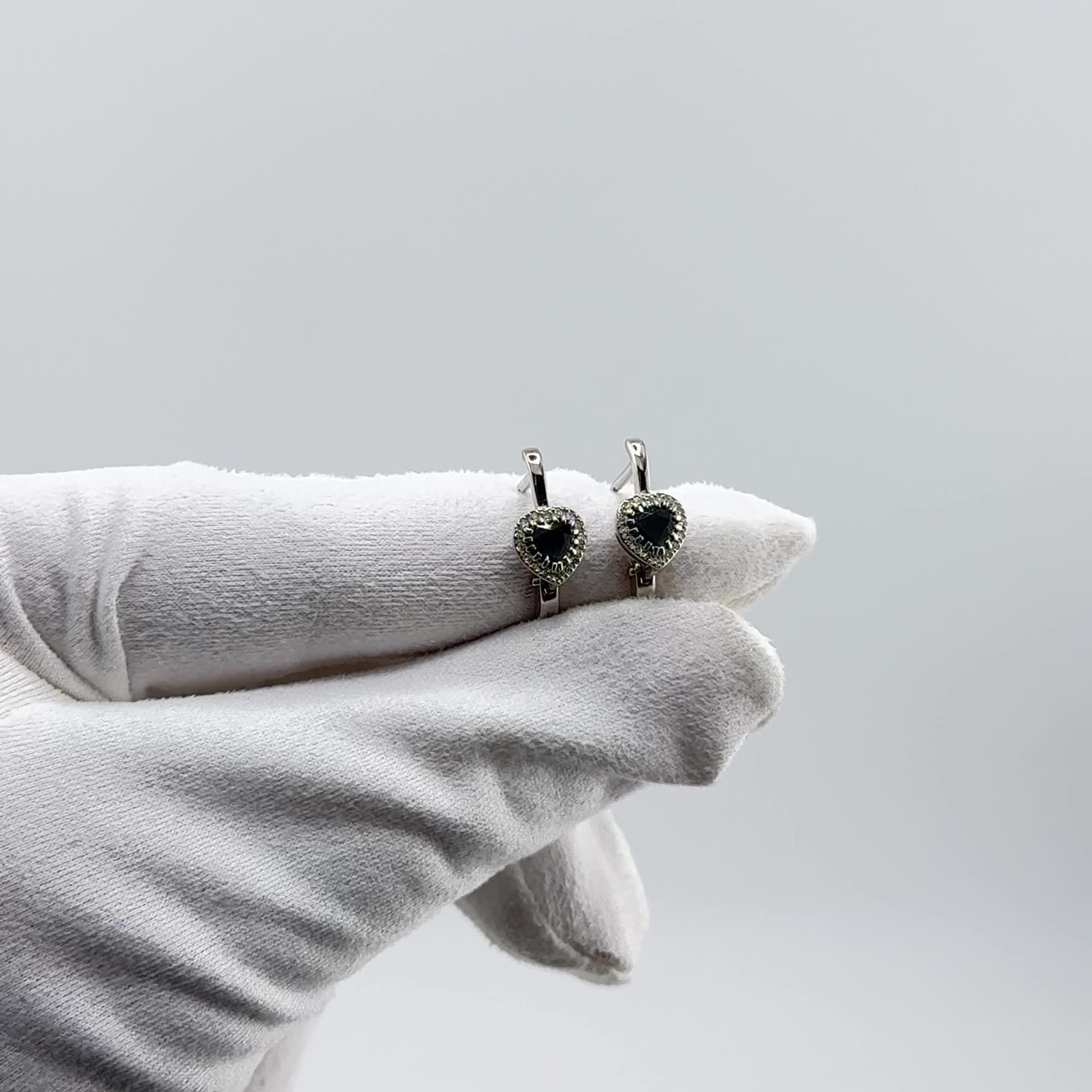 Серьги "Сердца" с бриллиантами и сапфирами из золота 585 пробы арт. 943286.2