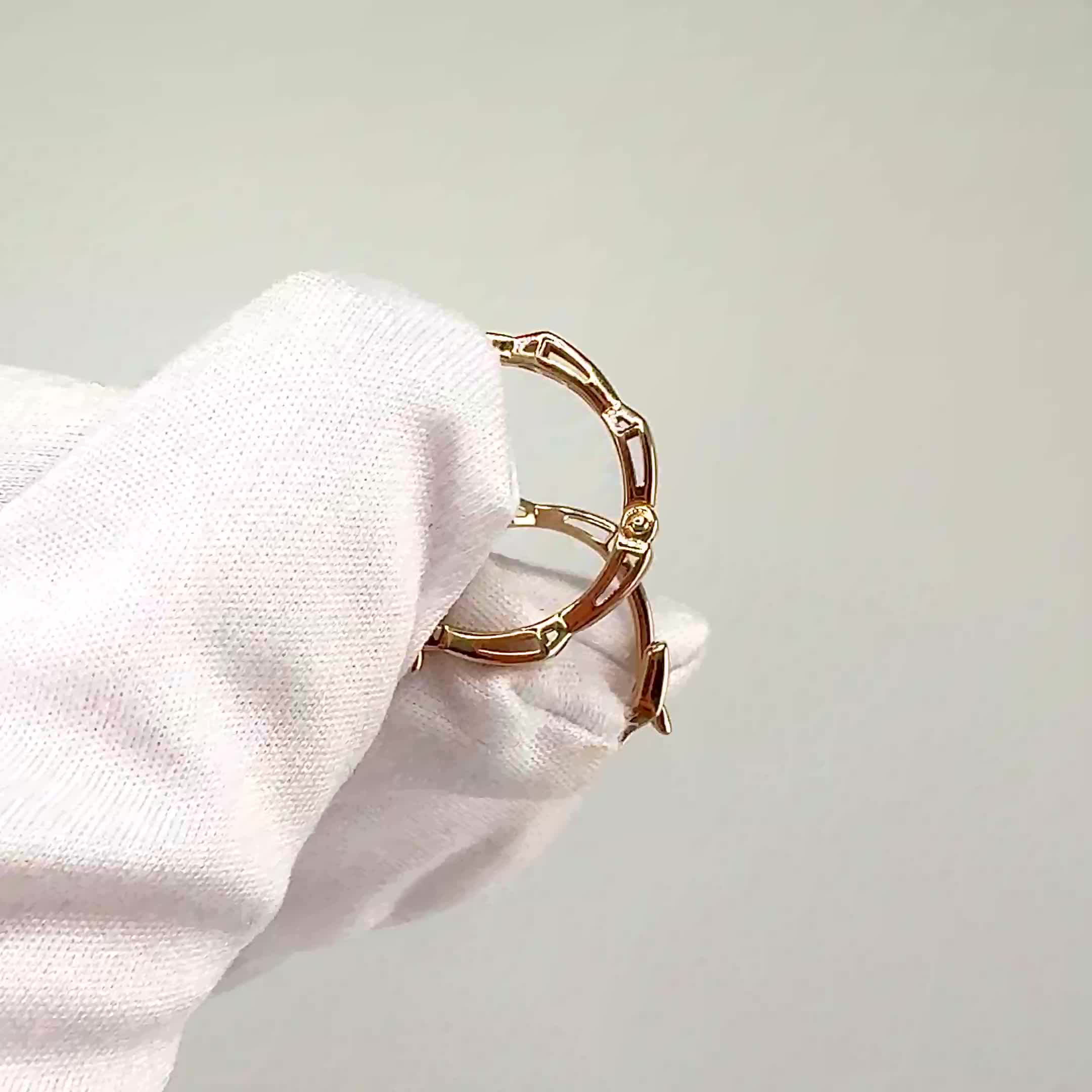 Серьги с бриллиантами из золота 585 пробы арт. 943488.1