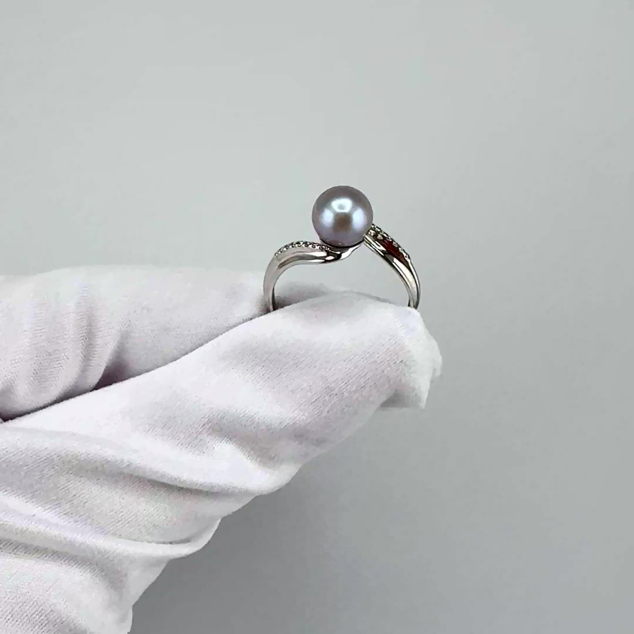Кольцо с бриллиантами и жемчугом из белого золота 585 пробы арт. 961378Ч.2