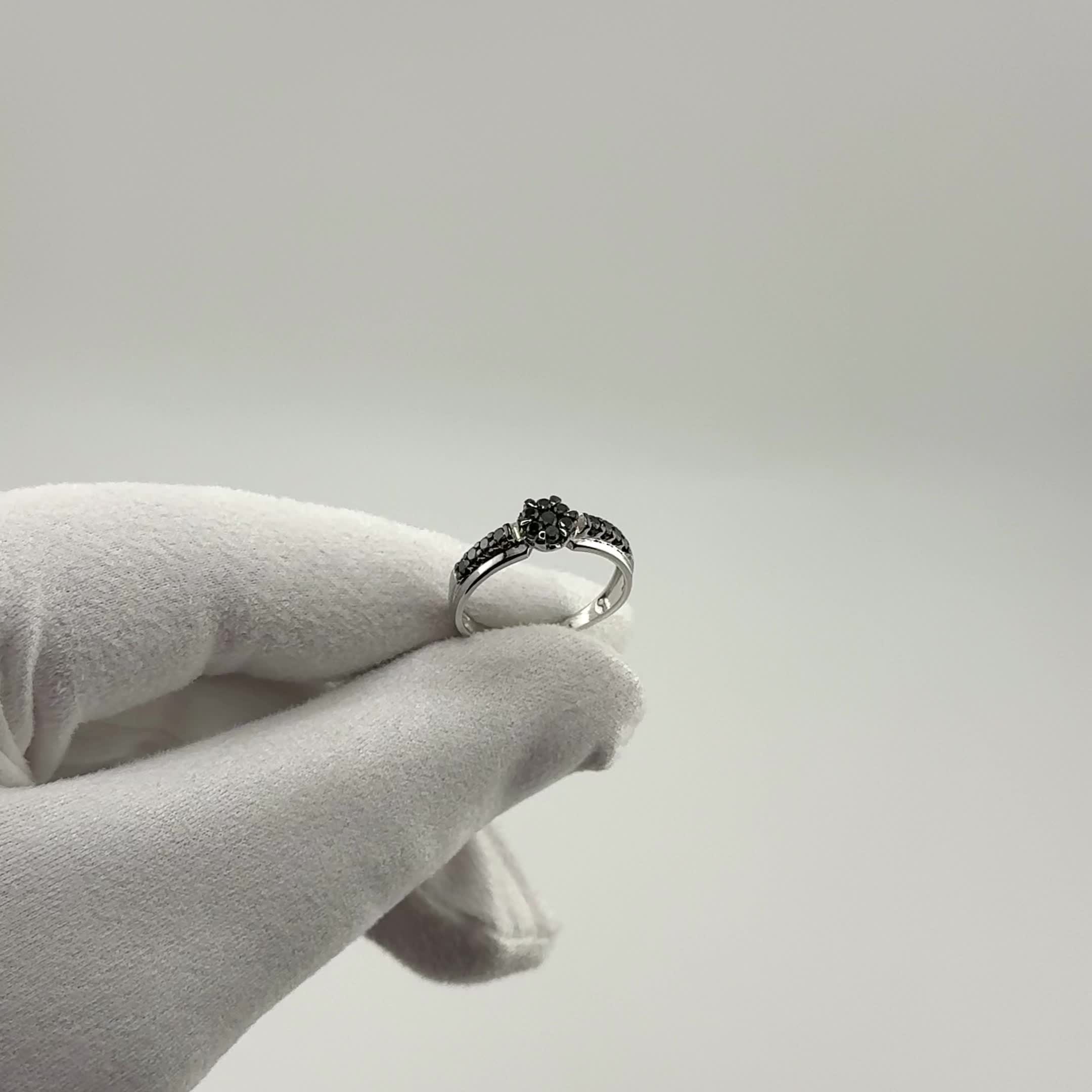 Кольцо с черными бриллиантами из белого золота 585 пробы арт. 963668Ч.2