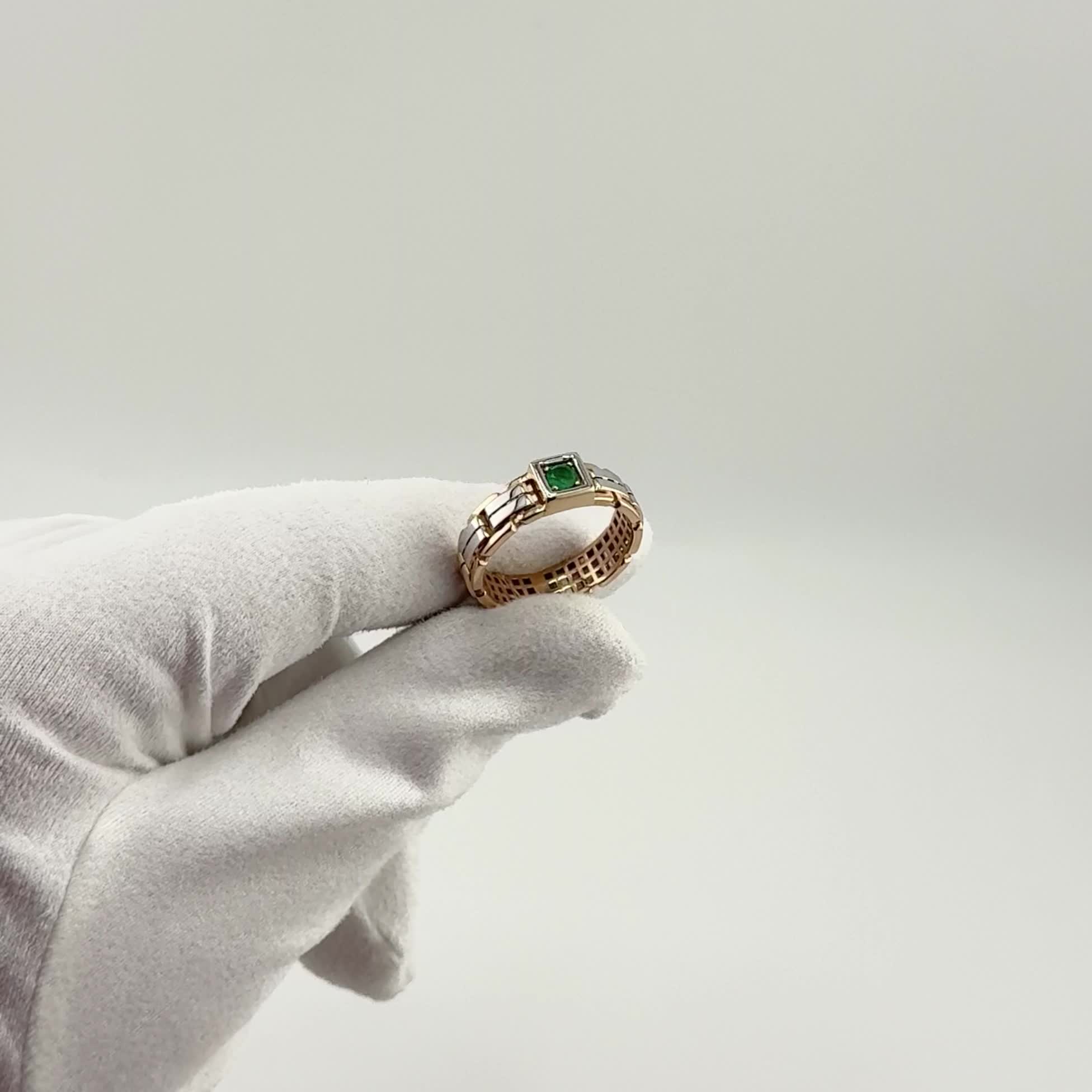 Кольцо с изумрудом из золота 585 пробы арт. 964411к.1