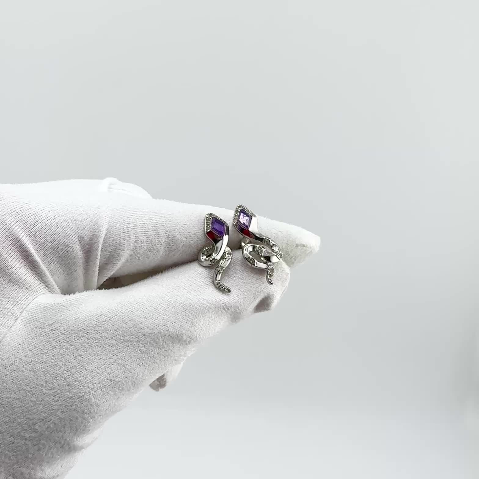 Серьги "Змеи" с аметистом и топазами из серебра 925 пробы арт. BSL23106763_SR_AM_WG