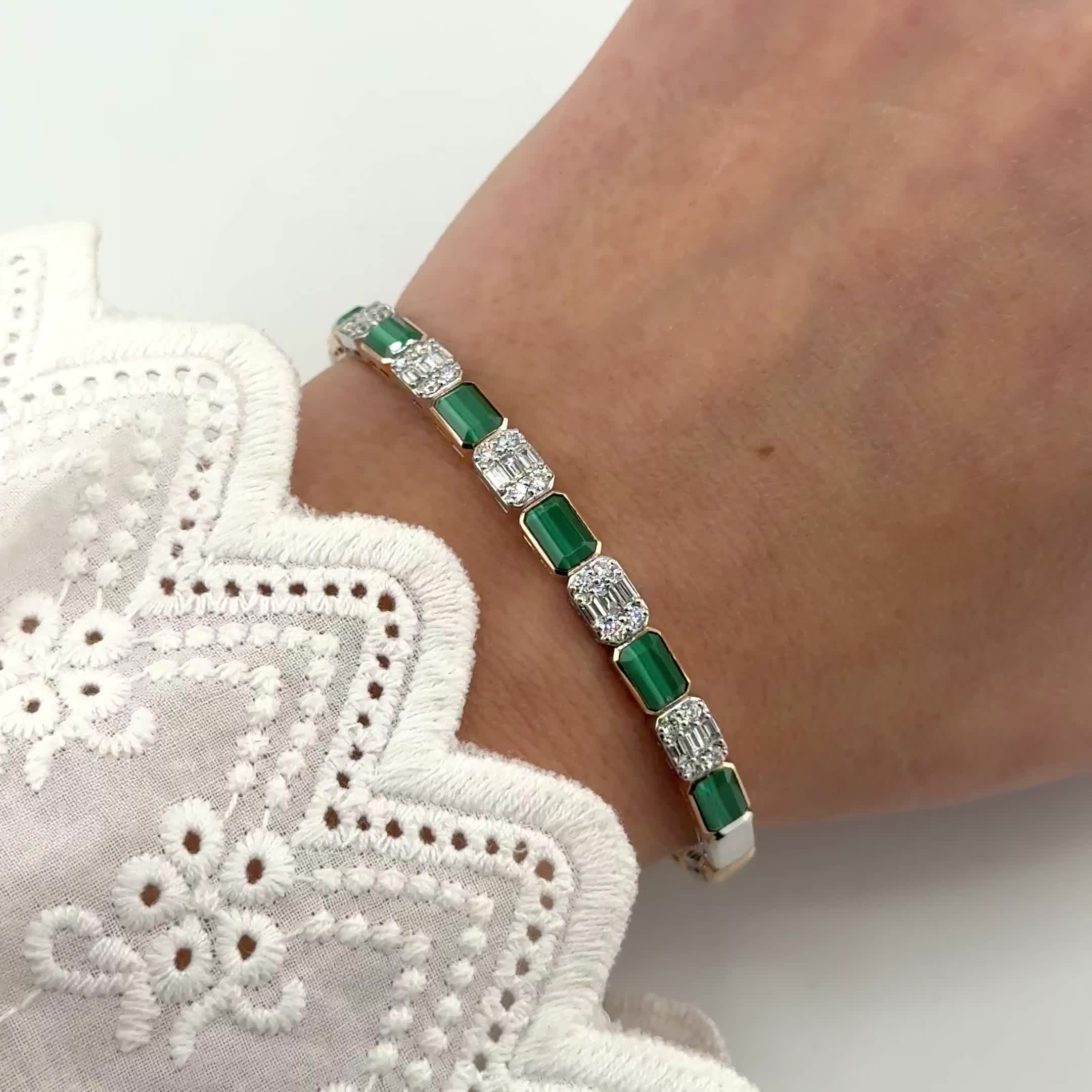 Браслет с бриллиантами и малахитом из золота 585 пробы арт. CG80779-WD-MA-TR