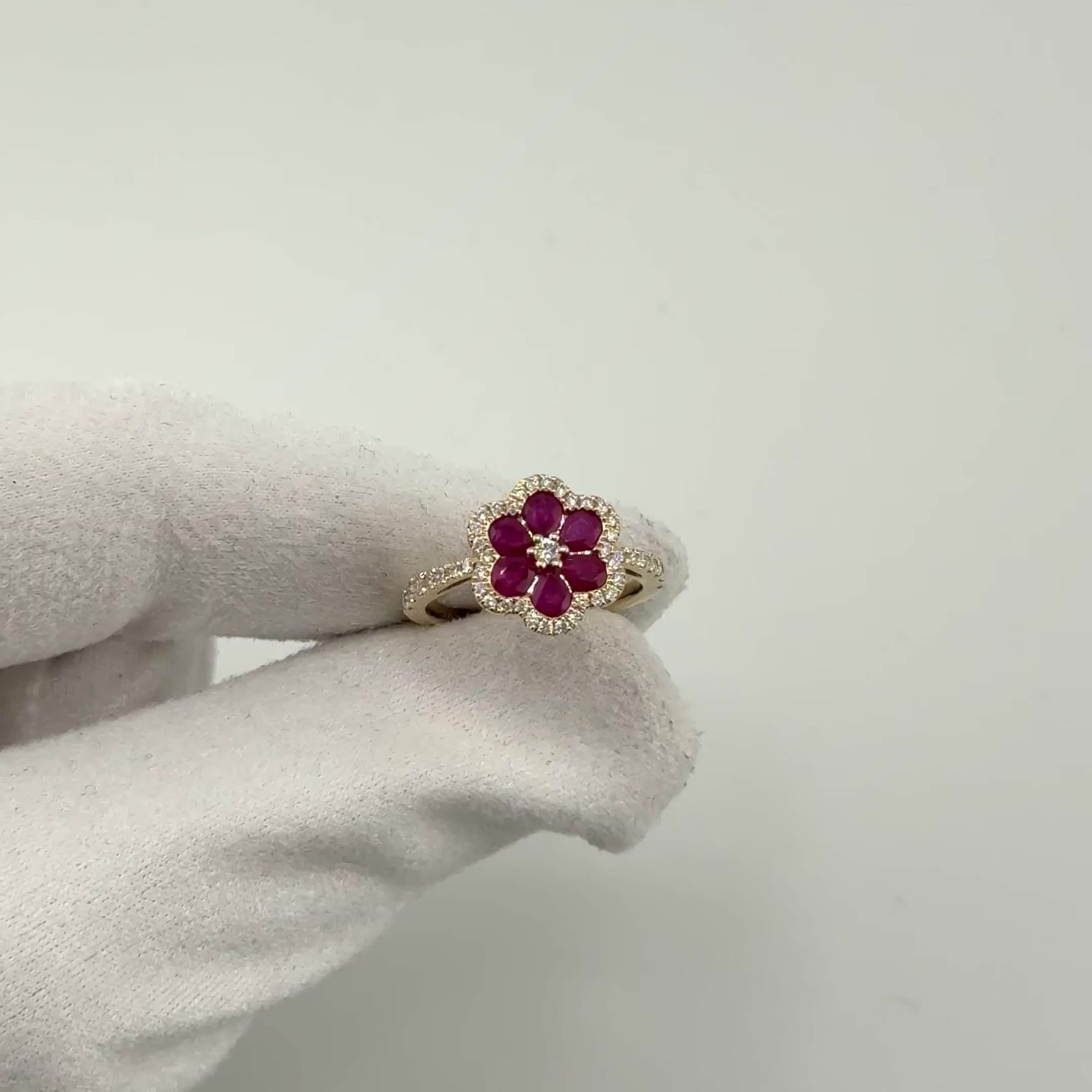 Кольцо "Цветок" с рубинами и бриллиантами из желтого золота 585 пробы арт. CR12001-WD-RU-YG