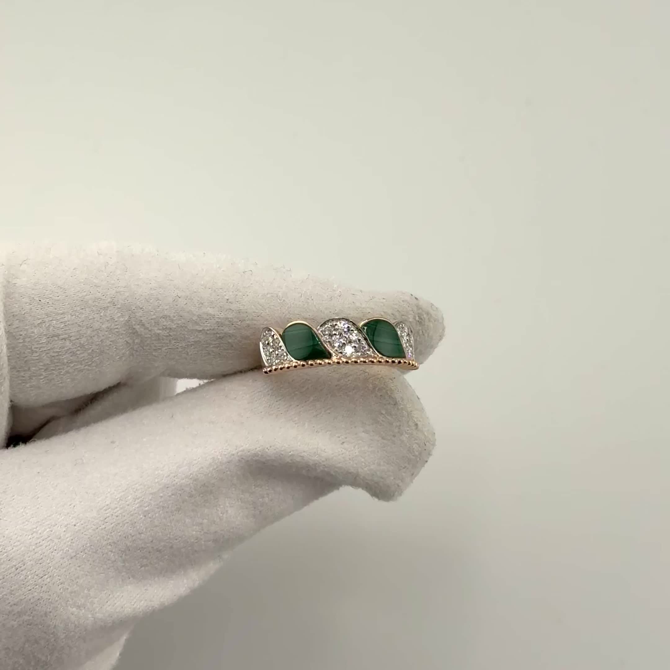 Кольцо с бриллиантами и малахитом из золота 585 пробы арт. CR15956-WD-MA-RG