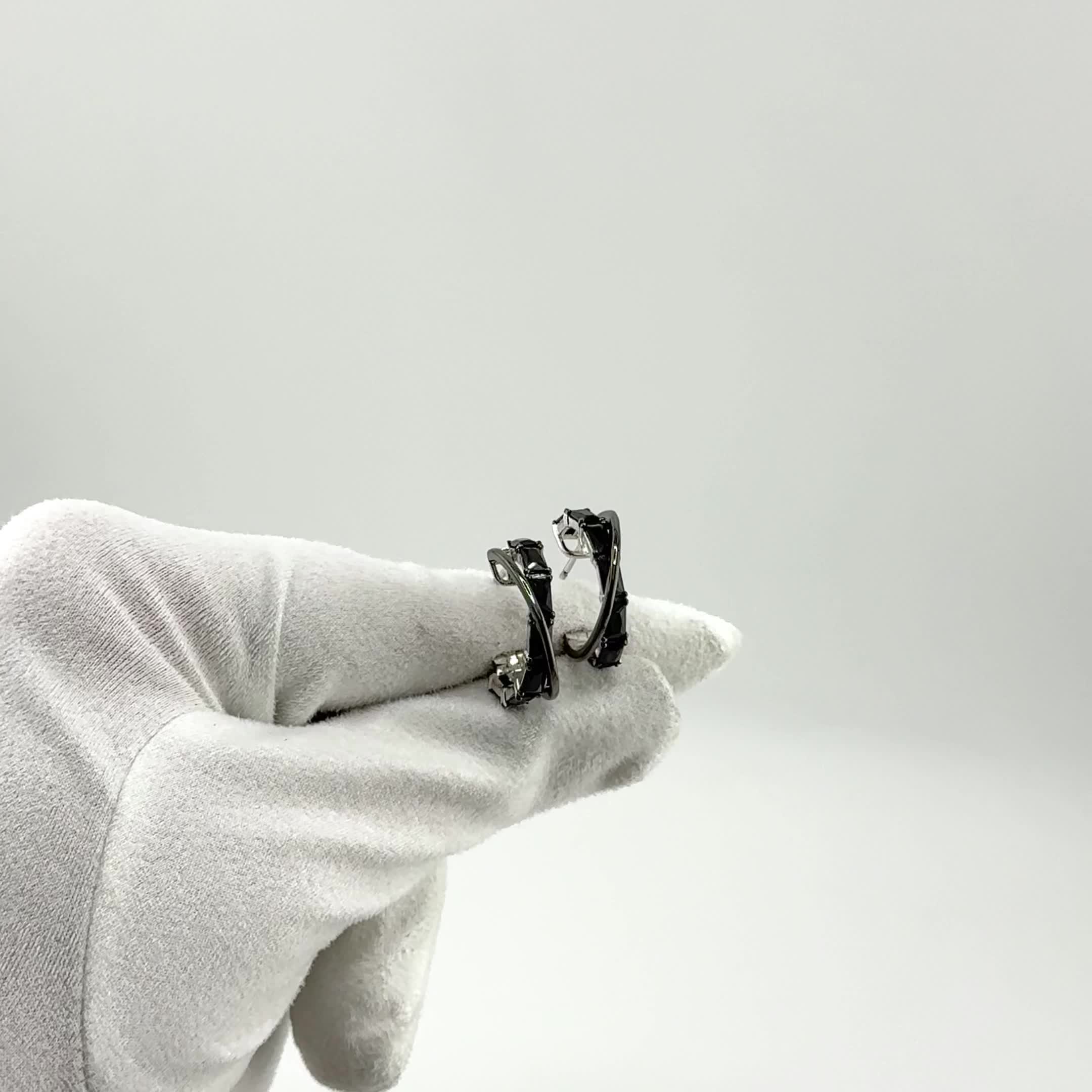 Серьги со шпинелью из серебра 925 пробы арт. E8977_SR_SP_WG