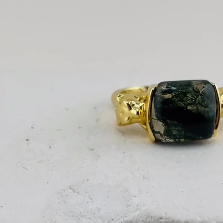 Кольцо с водным агатом из серебра 925 пробы с позолотой арт. KR2489_KO_YG