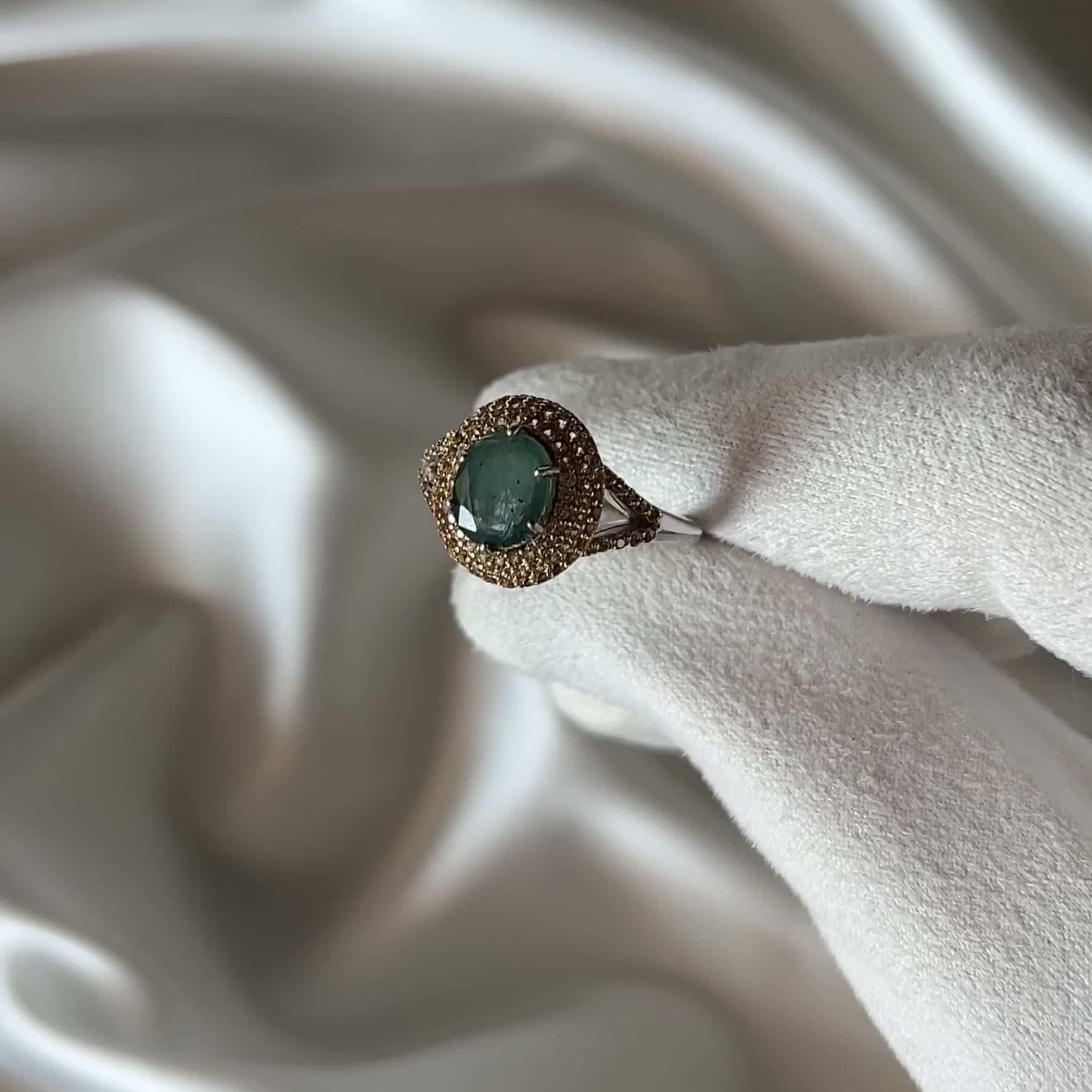 Кольцо с желтыми сапфирами и бериллом из серебра 925 пробы арт. RIC26_KO_YS_BR_WG