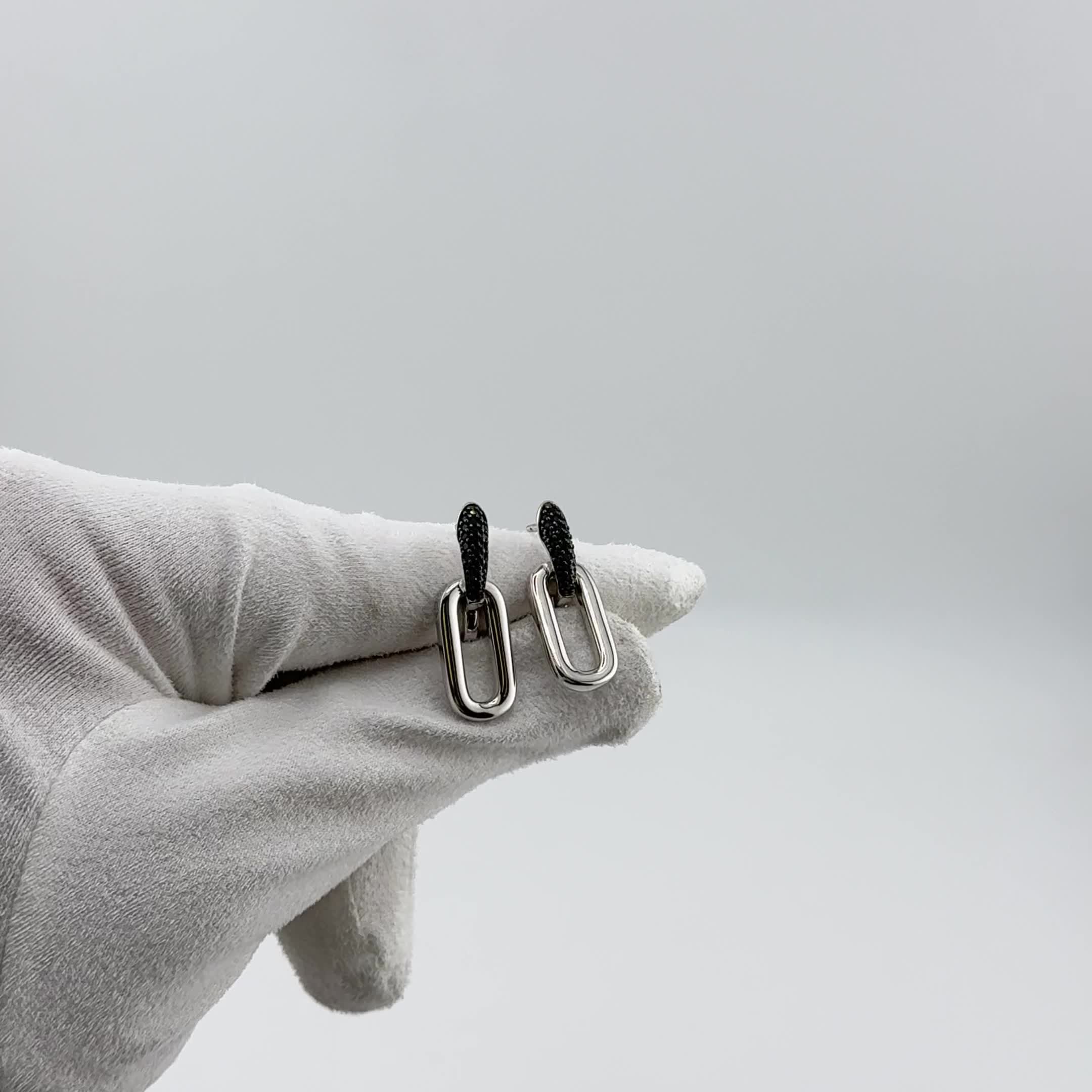 Серьги со шпинелью из серебра 925 пробы арт. SE3990_SR_SP_WG