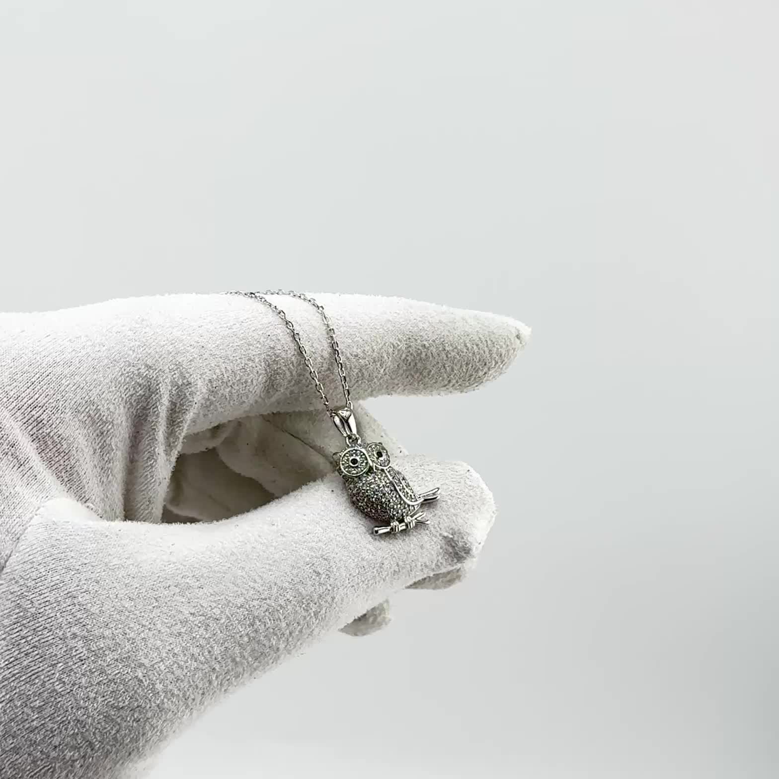 Колье "Сова" с фианитами из серебра 925 пробы арт. SP0466702_KL_WG