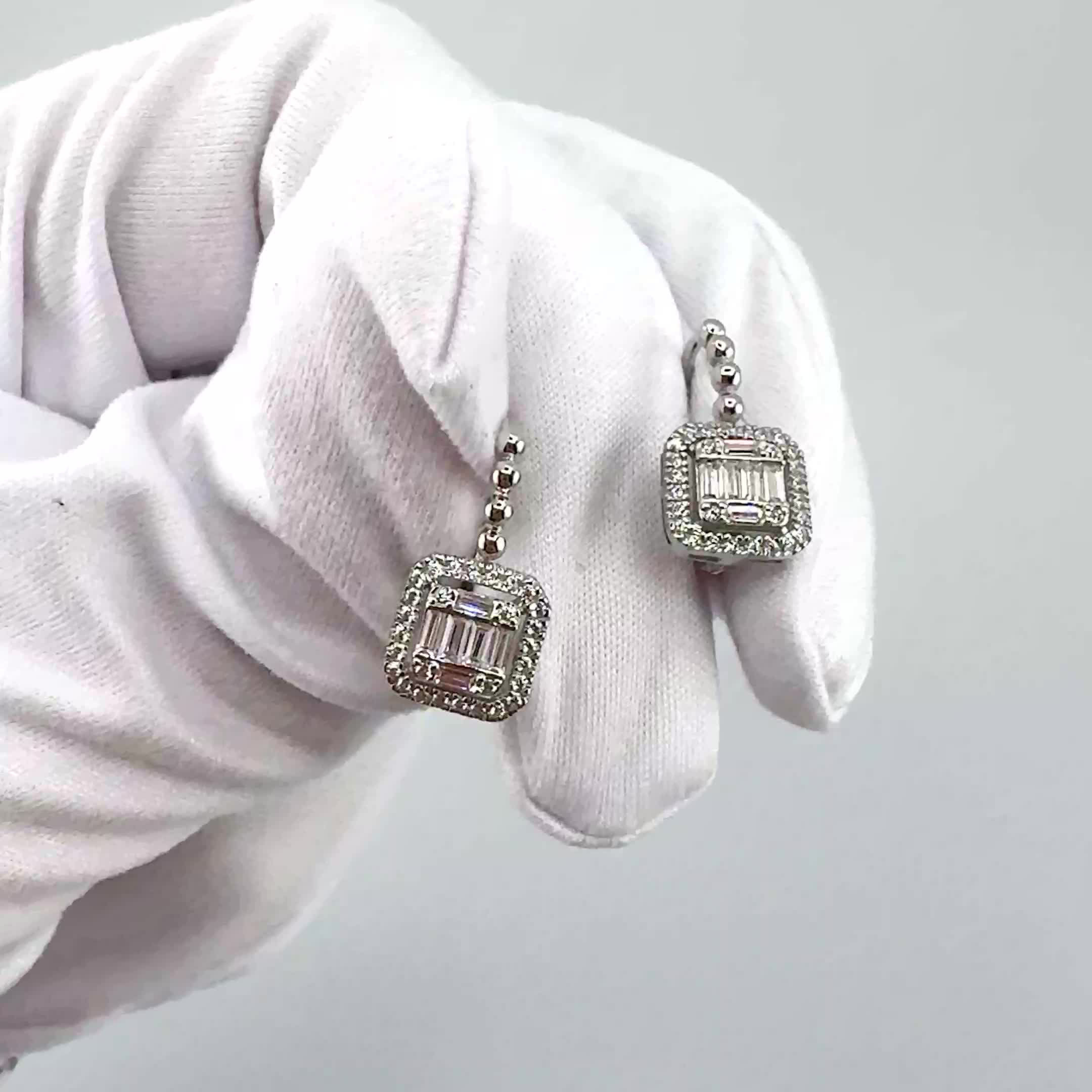 Серьги с фианитами из серебра 925 пробы арт. ER1192