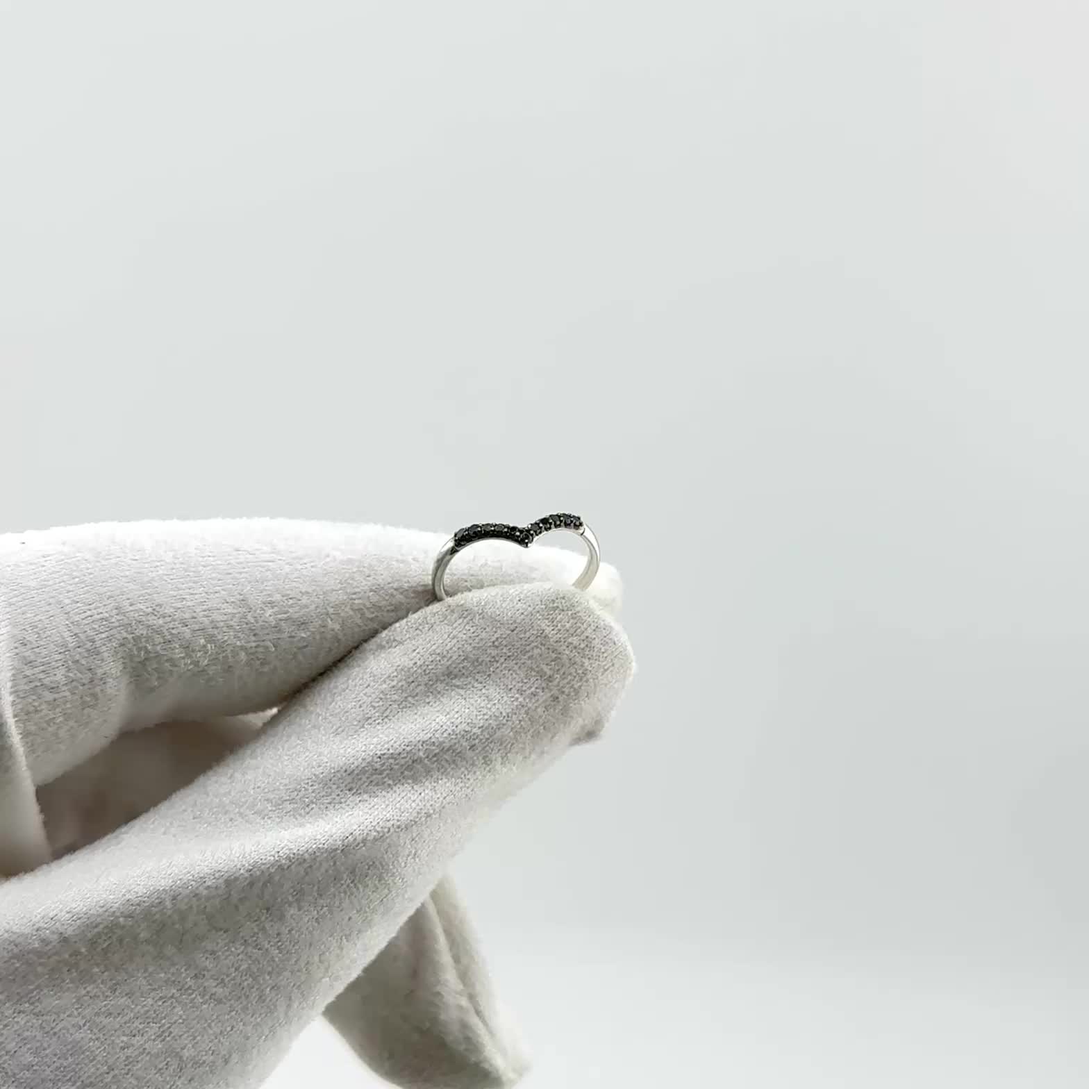Кольцо с черными бриллиантами из белого золота 585 пробы арт. К/465-205