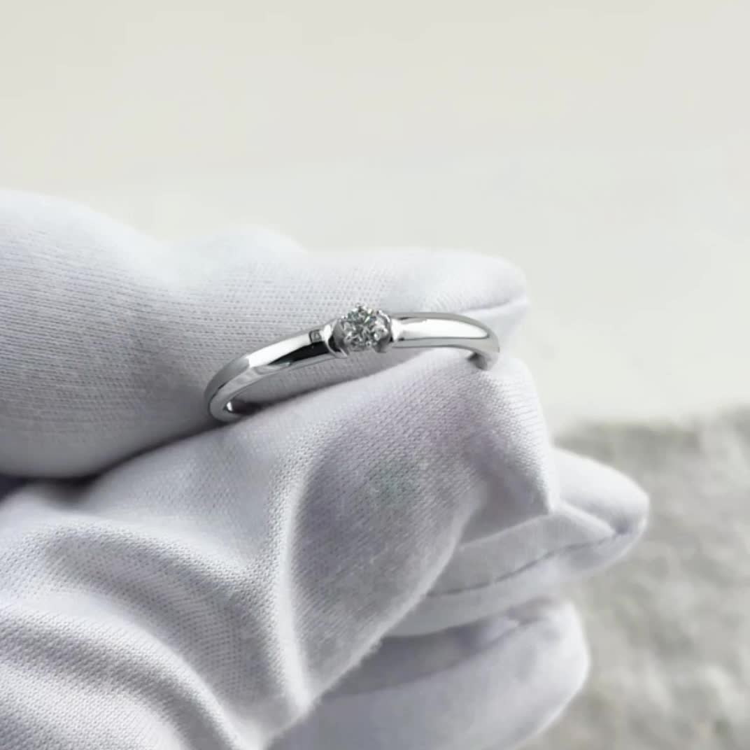 Кольцо с бриллиантом из белого золота 585 пробы арт. ШДл-к18/б